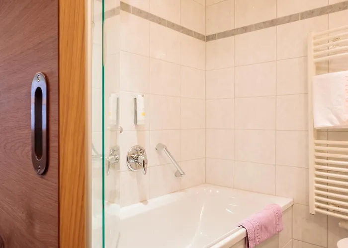 Parkhotel Отель Зёльден