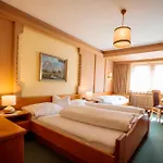 호텔 Parkhotel 3*
